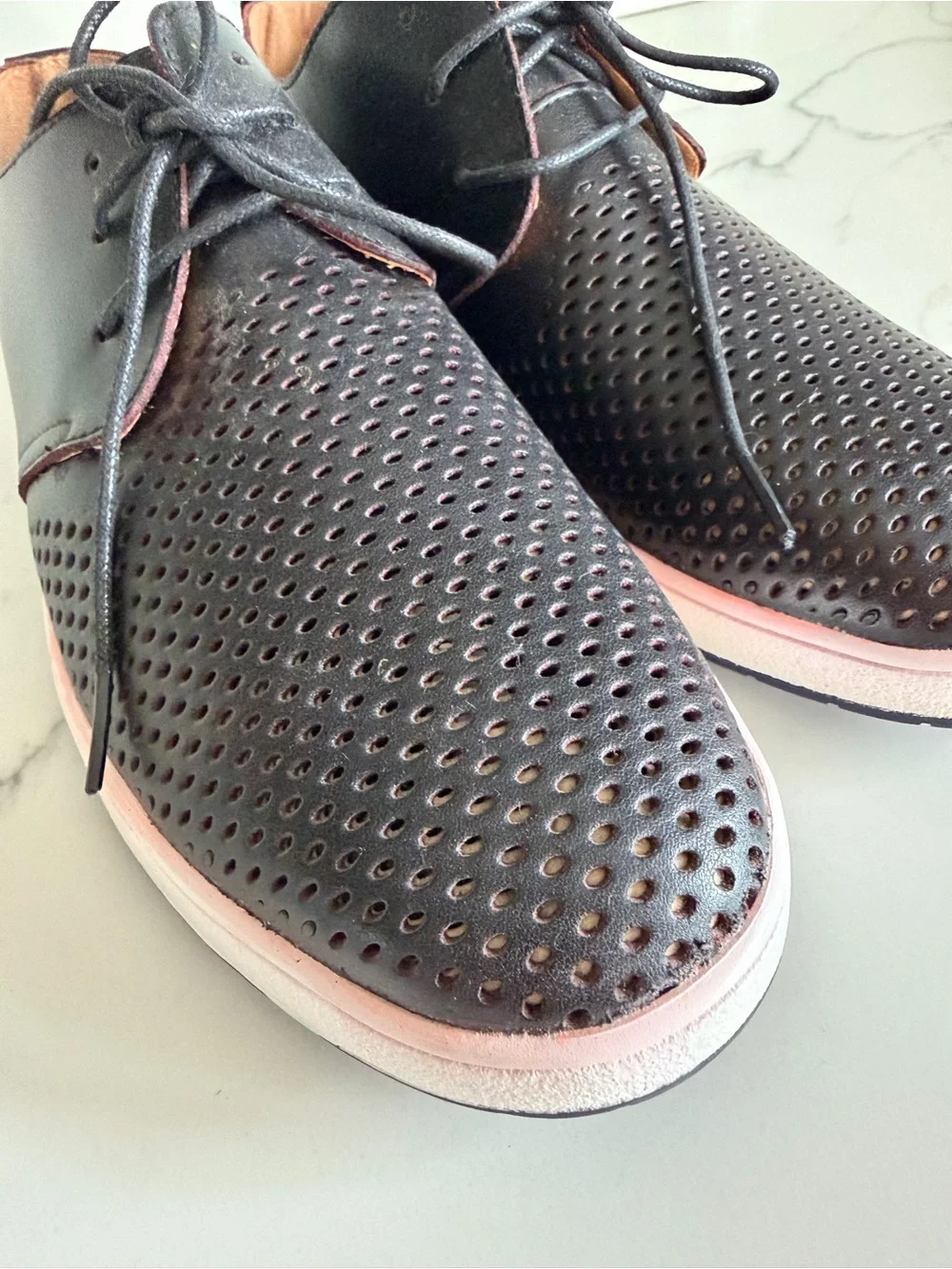 Merkmak Men's Black Perforated Lace-Up Casual Shoes